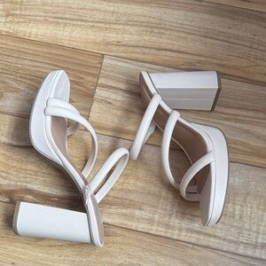 Dolce Vita Cream Triple-Strap Block Heel Sandals